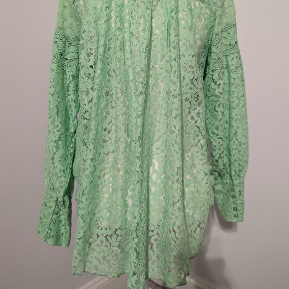 Free People Top Melona Green Out West Lace Button Up Blouse Size XS NWT Oversize - Picture 12 of 16